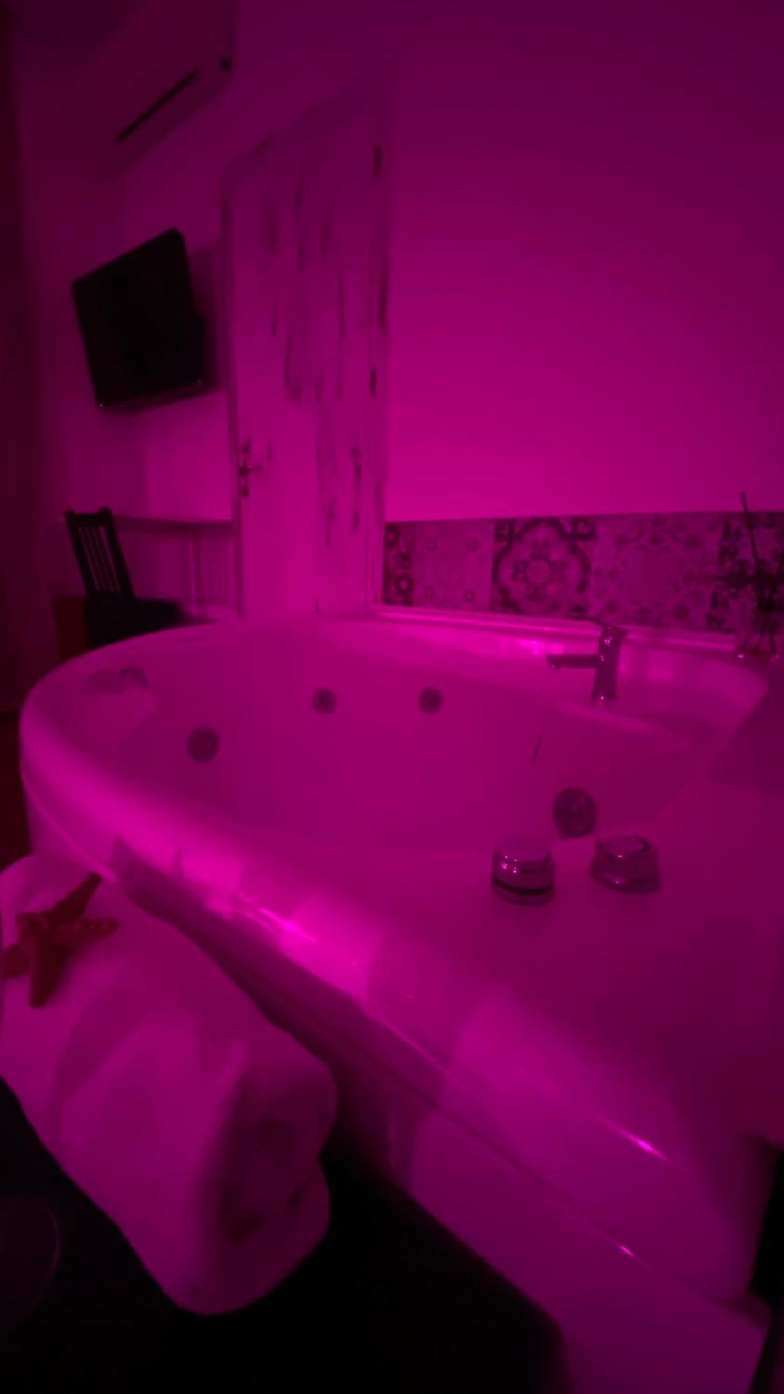 Suitesicily Vasca Idromassaggio Palermo Apartment